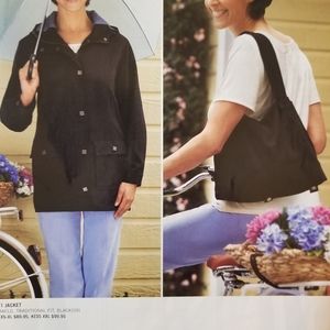 Weekenders fabulous 2-in-1 jacket with classic plaid lining folds into carry bag